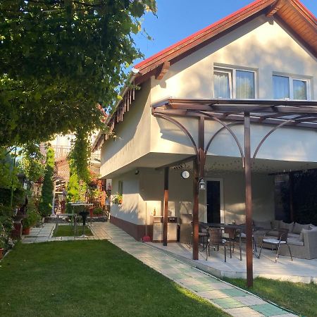 Casa Lucky Hotel Rîşnov Luaran gambar