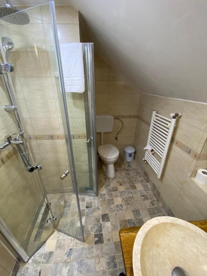 Casa Lucky Hotel Rîşnov Luaran gambar