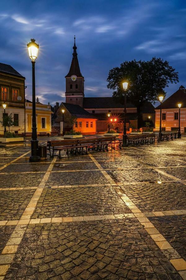 Casa Lucky Hotel Rîşnov Luaran gambar