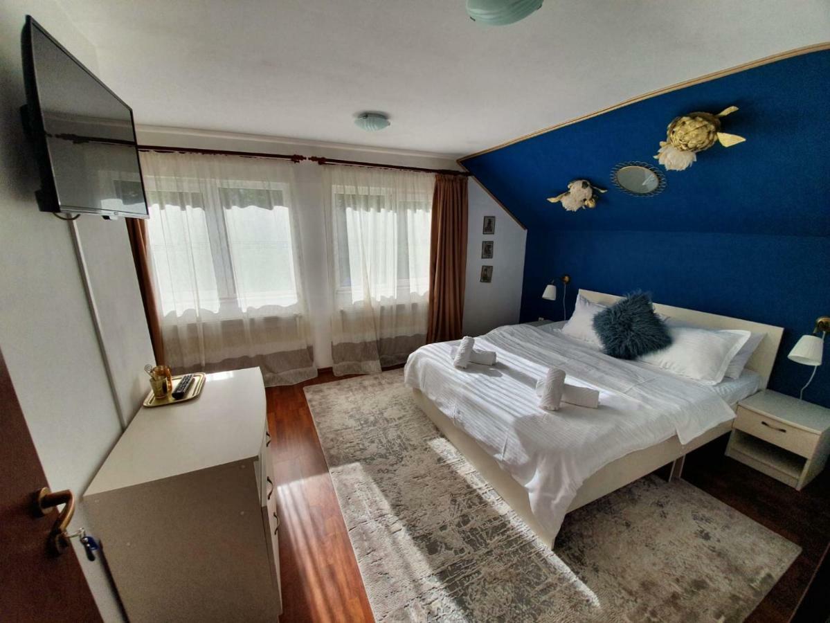 Casa Lucky Hotel Rîşnov Luaran gambar