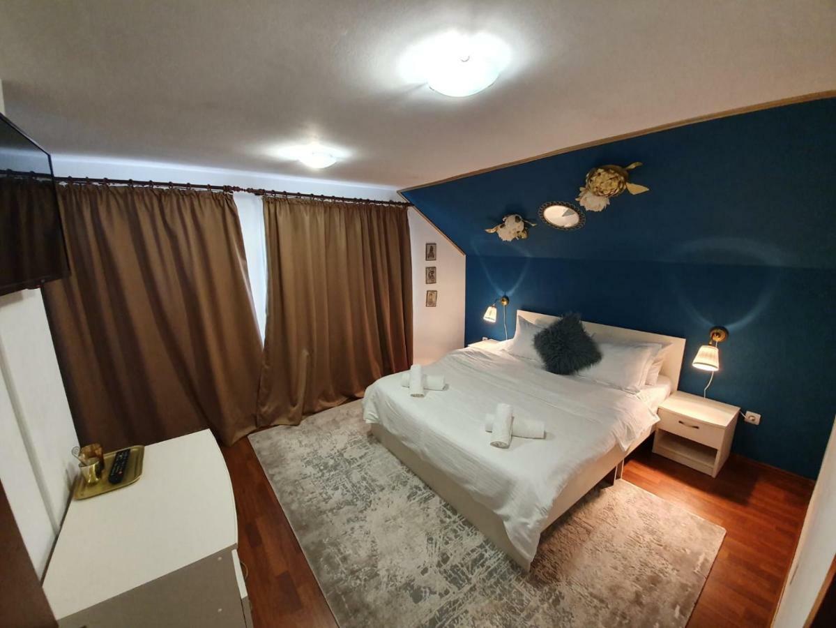 Casa Lucky Hotel Rîşnov Luaran gambar